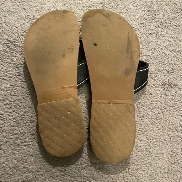 Kino Black Sandals with lady bug for Women - Picture 3 of 3